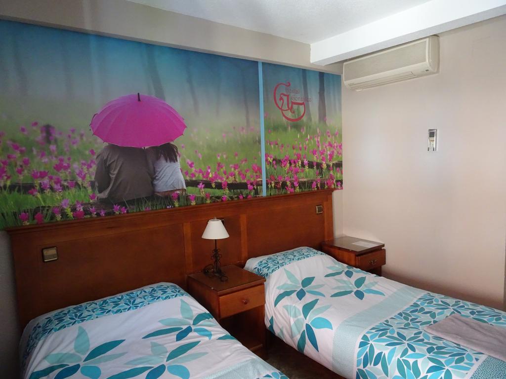 Hostal Gonzalez Guadarrama Eksteriør bilde