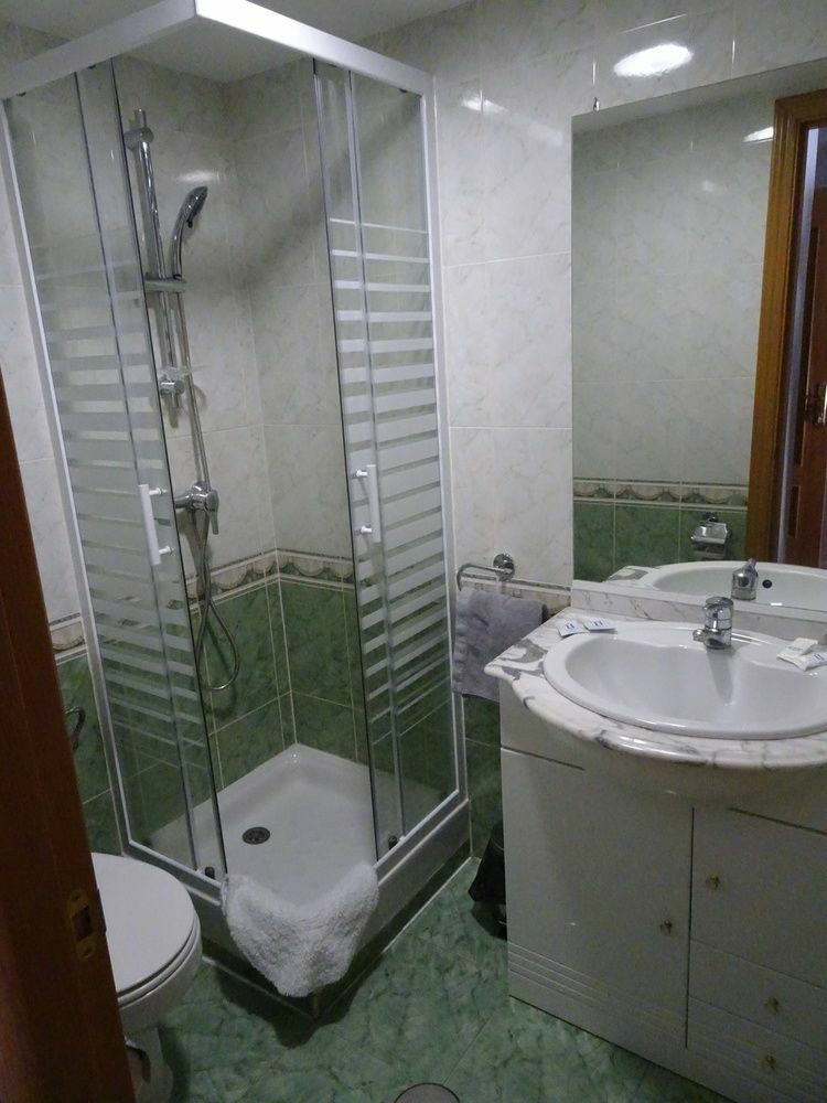 Hostal Gonzalez Guadarrama Eksteriør bilde